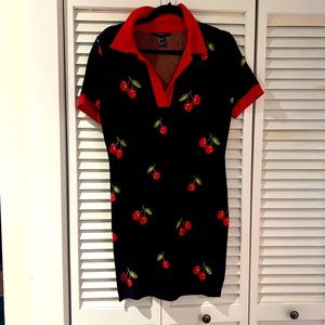 Black Cherry Swearer Dress- F21- Large